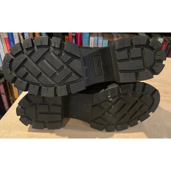 Steve Madden Women's Hunt sz 8 Stretch Combat Boot Chunky heel - Picture 8 of 8